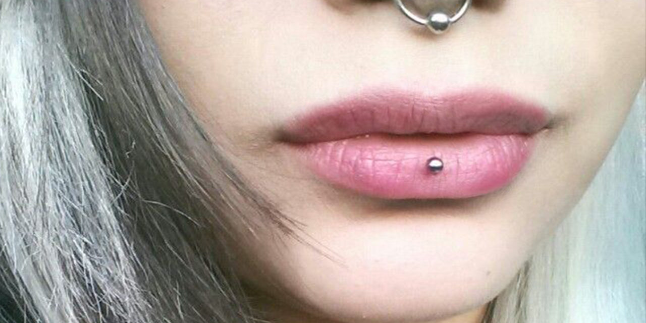 Precious with Piercing Ashley inverse vertical labret, septum and lips micropigmentation